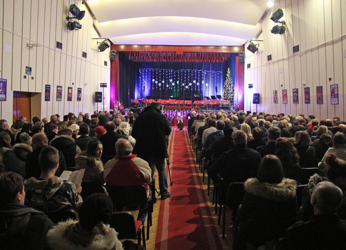 Bozic_u_Travniku_2018_004.jpg