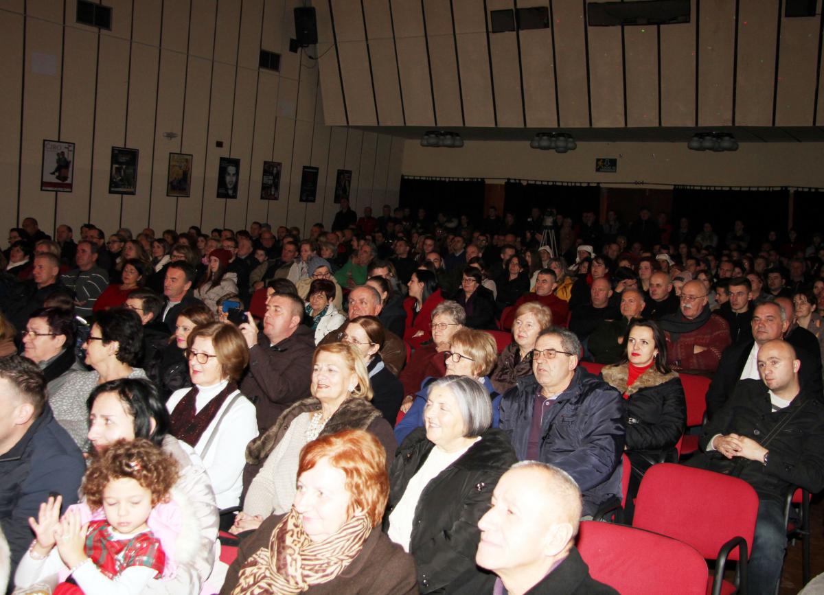 Bozic_u_Travniku_2018_050.jpg